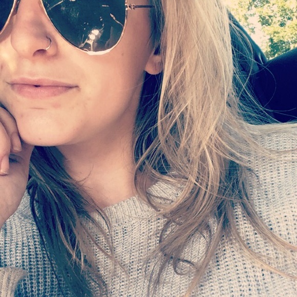 Meet your Posher, Ashley - Picture 4 of 4